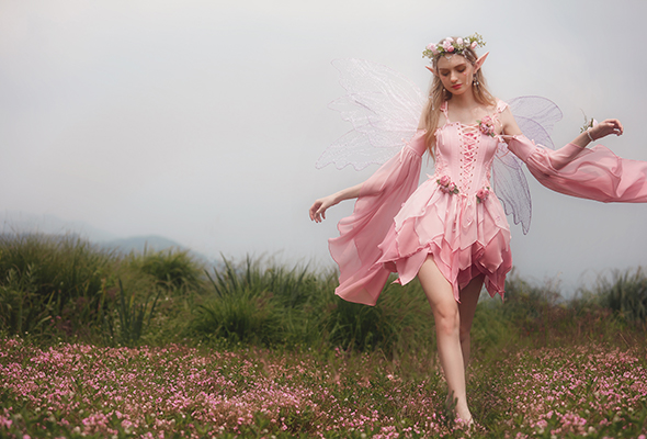 Love Medieval Fashion? Turn Your Style Into Income.