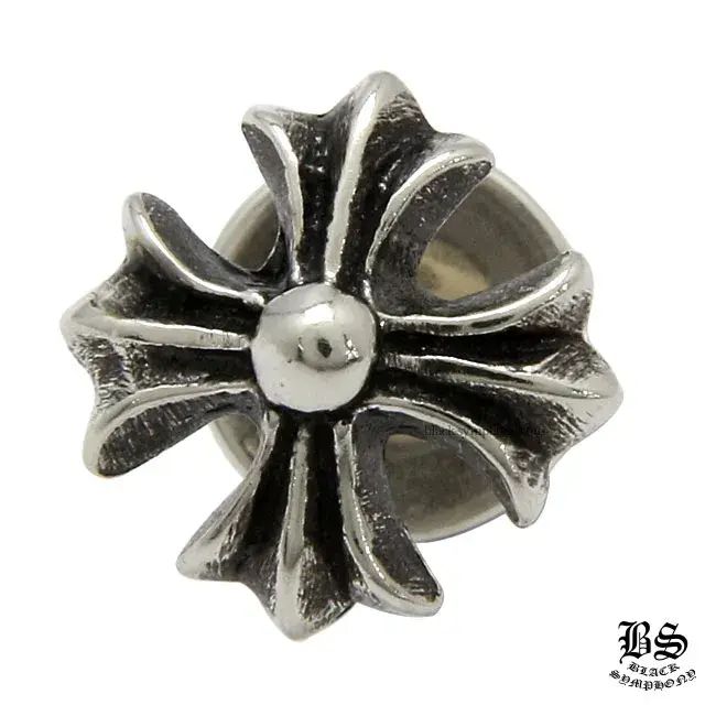 クロムハーツ ピアス