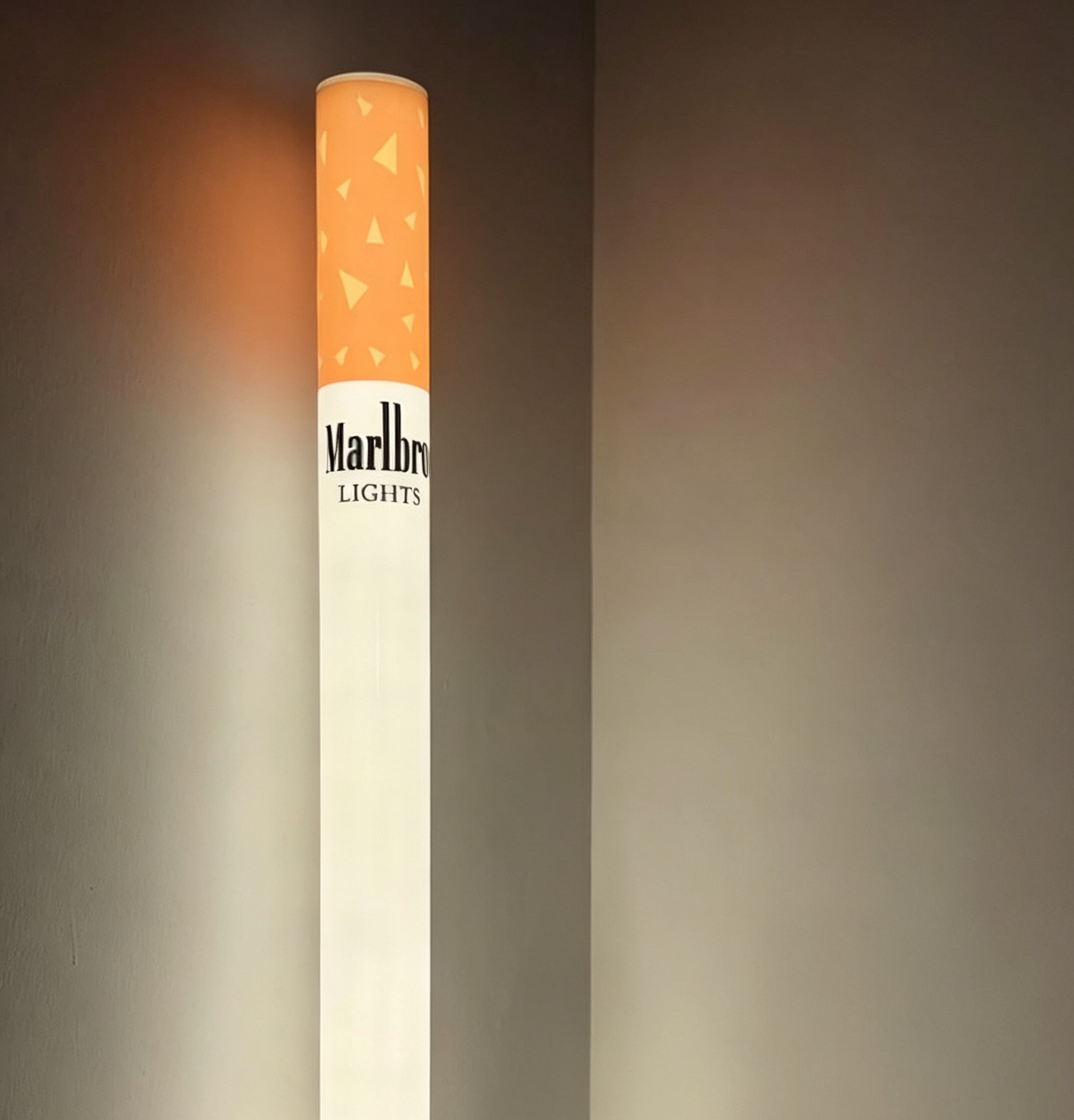 🚬 Cigarette Tube Shaped Marlboro Style Floor Lamp | Retro Industrial Novelty Ambient Light