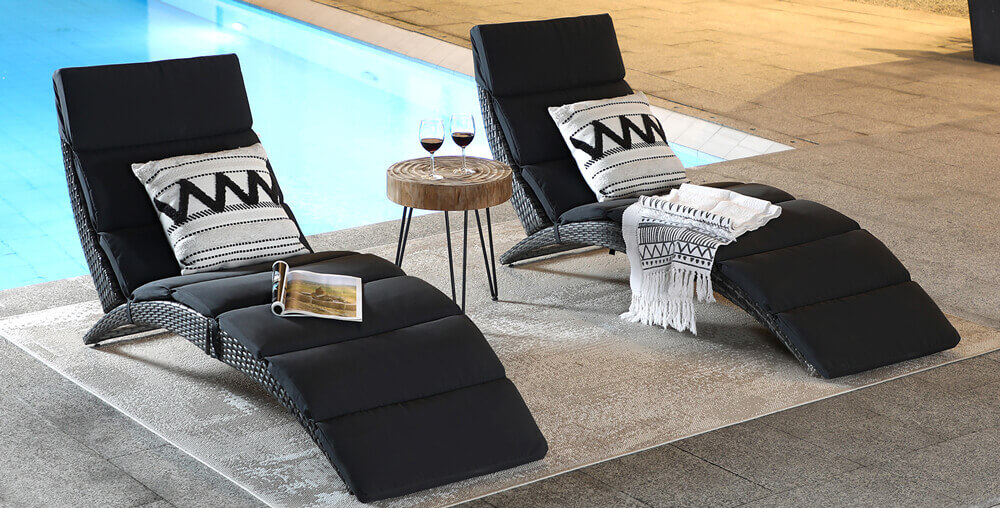 outdoor loungers, patio lounge chairs