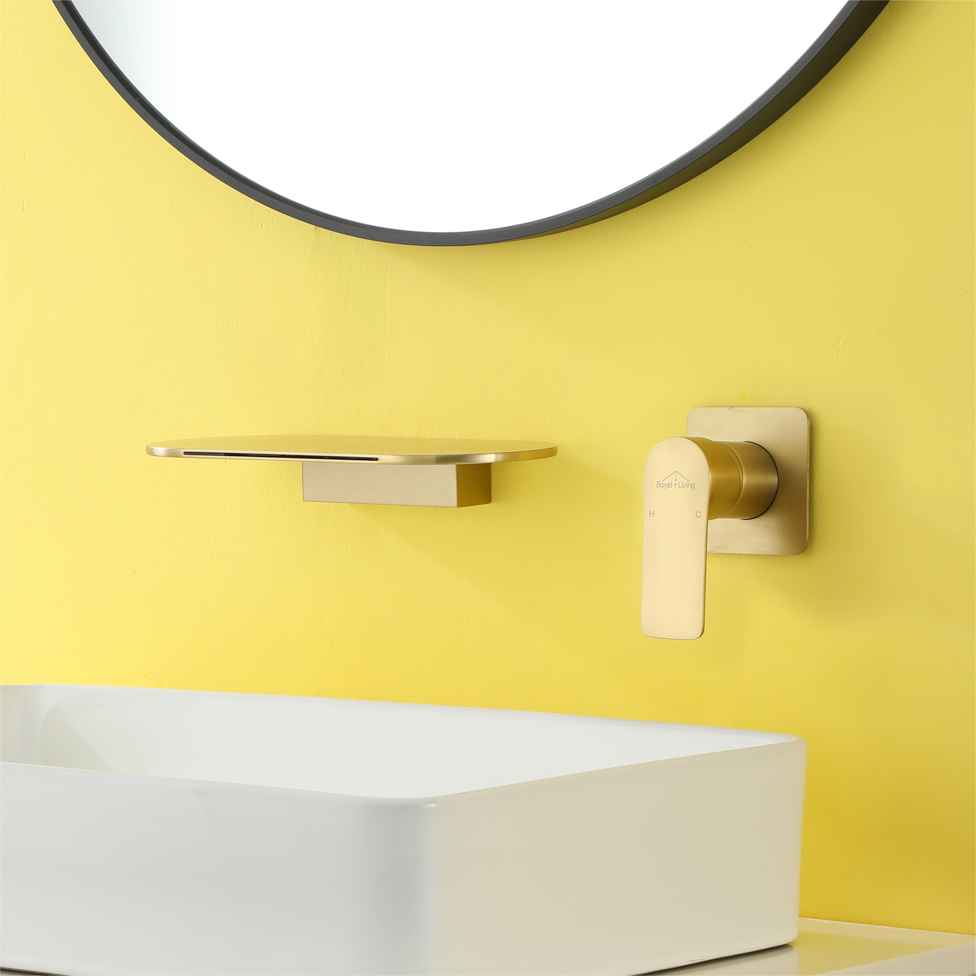 Wall Mounted Single Handle Bathroom Faucet with Oval Platform