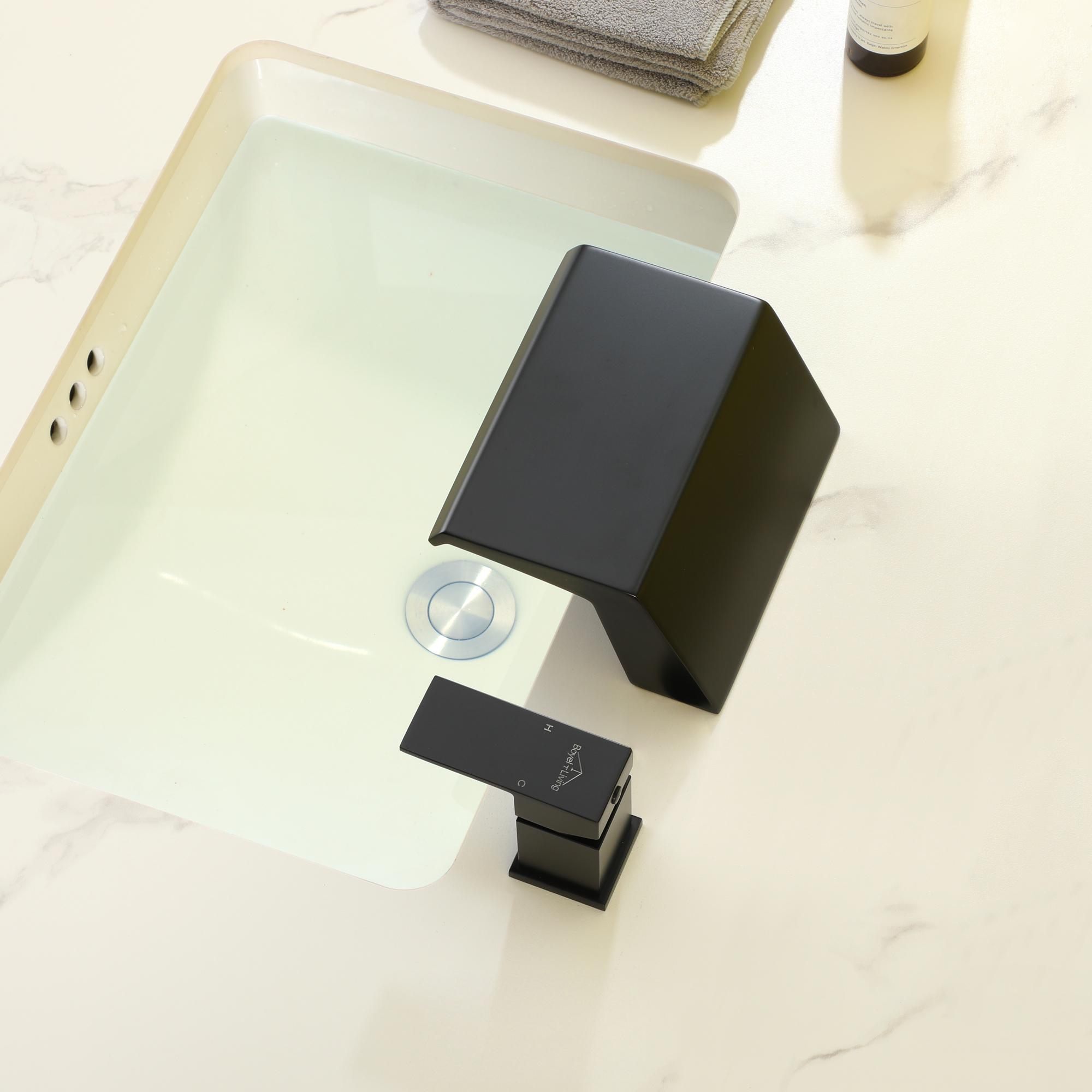 8" Widespread Single-Handle Bathroom Faucet in Matte Black