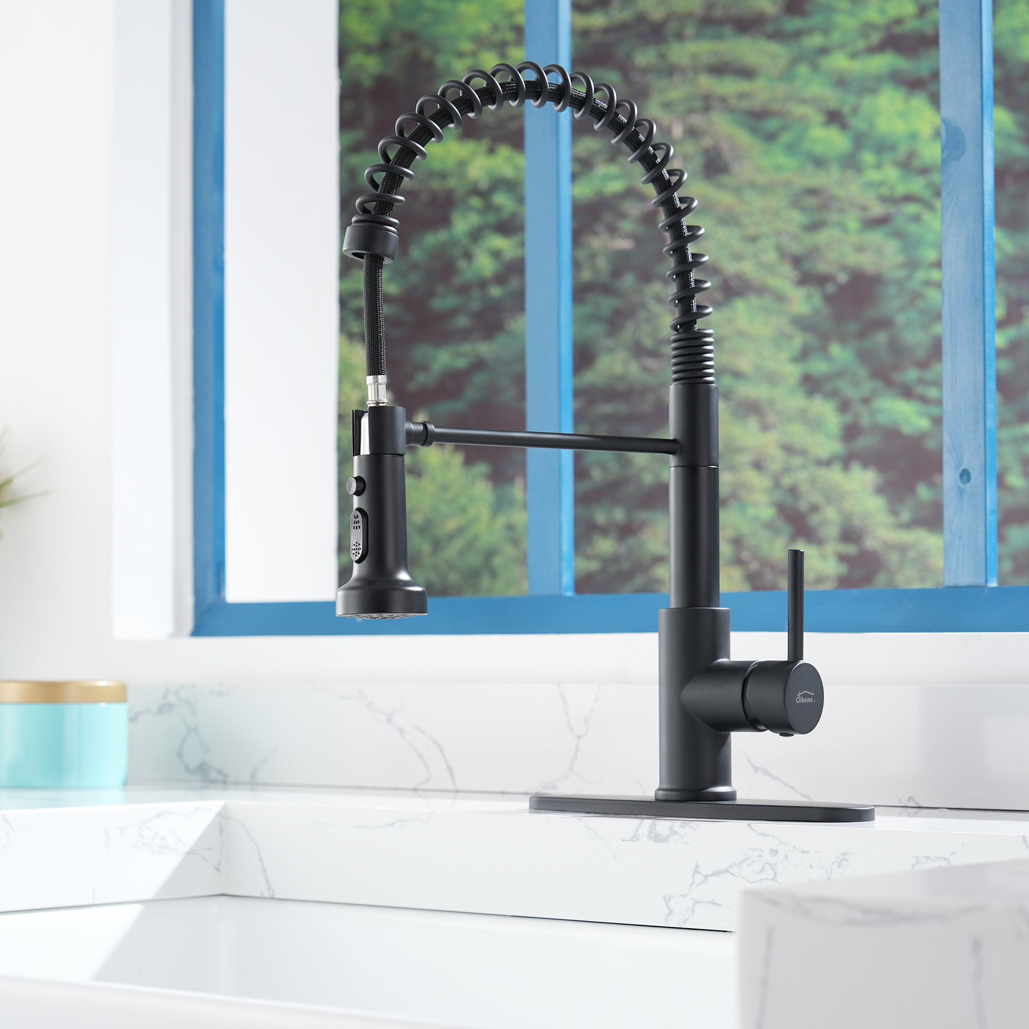 Pull-Down Kitchen Faucet Spring Design with Three-Function Sprayer and Deck Plate for Single or Three-Hole Installation