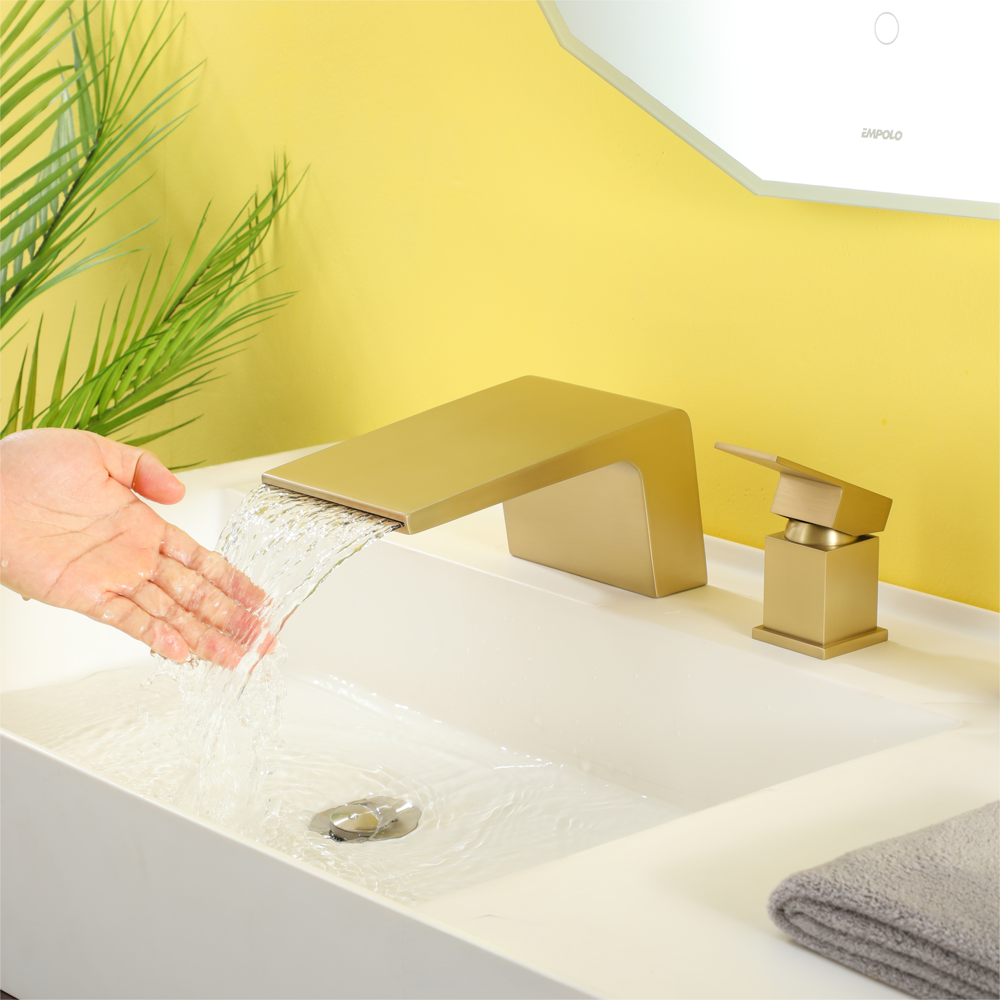 8 in. Widespread Single Handle Bathroom Faucet with cUPC Hose