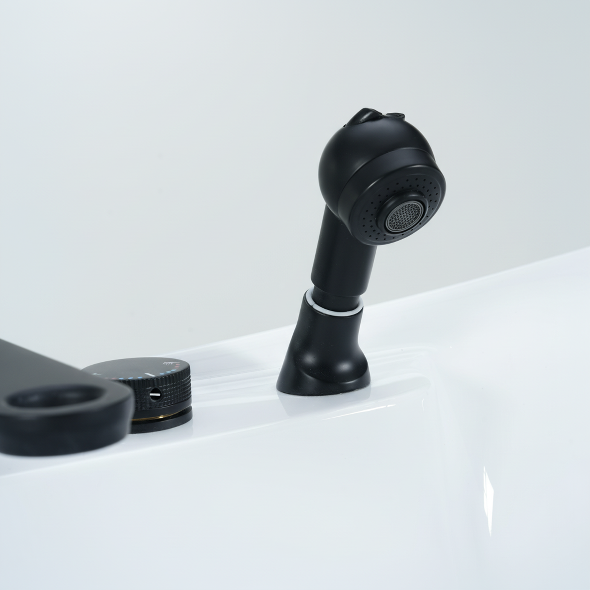 71" Freestanding Oval Acrylic Whirlpool Tub with Air Massage, Chromotherapy Lighting & Constant Temperature Heater