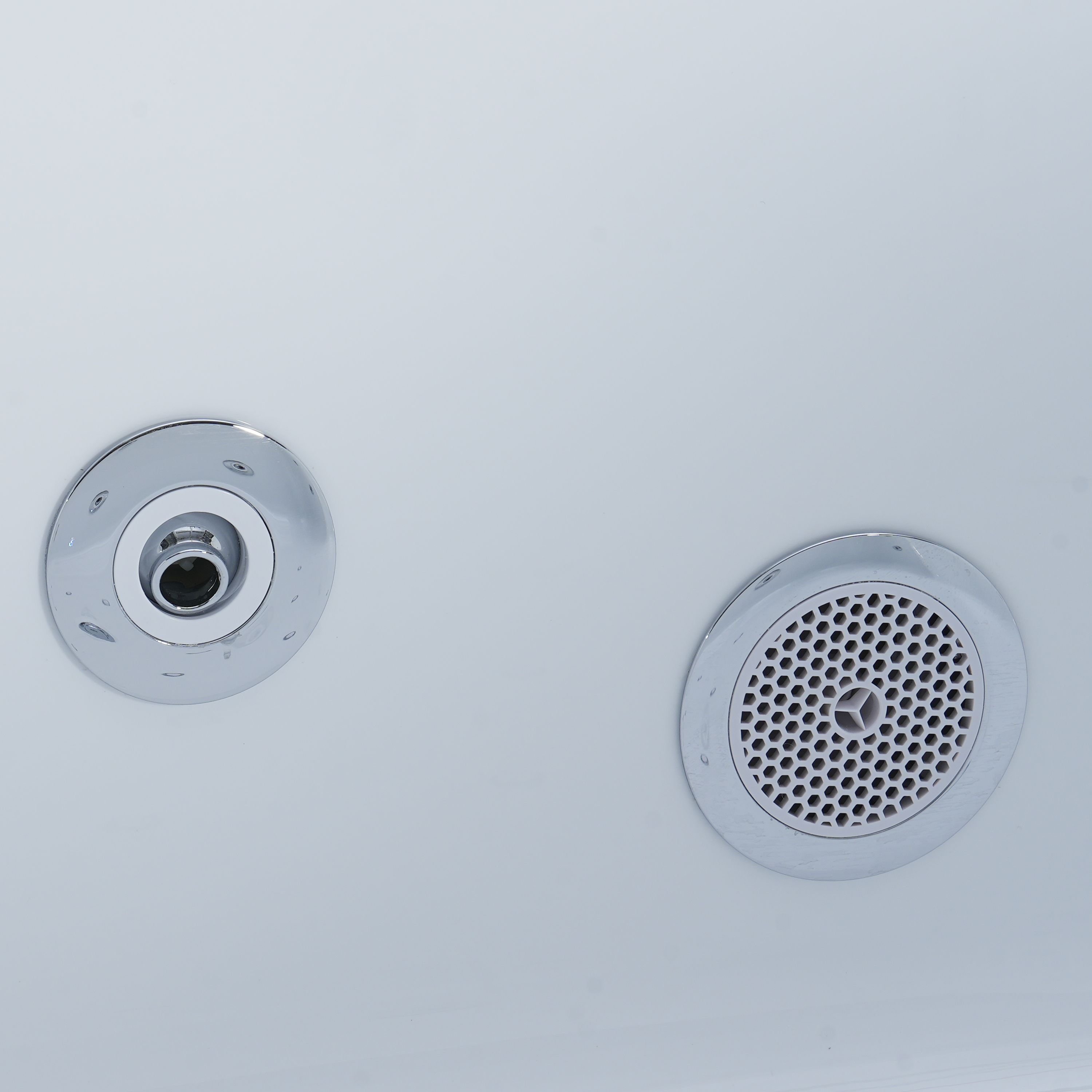 73" Freestanding Dual-Headrest Soaking Tub with Whirlpool, Air Bubble SPA