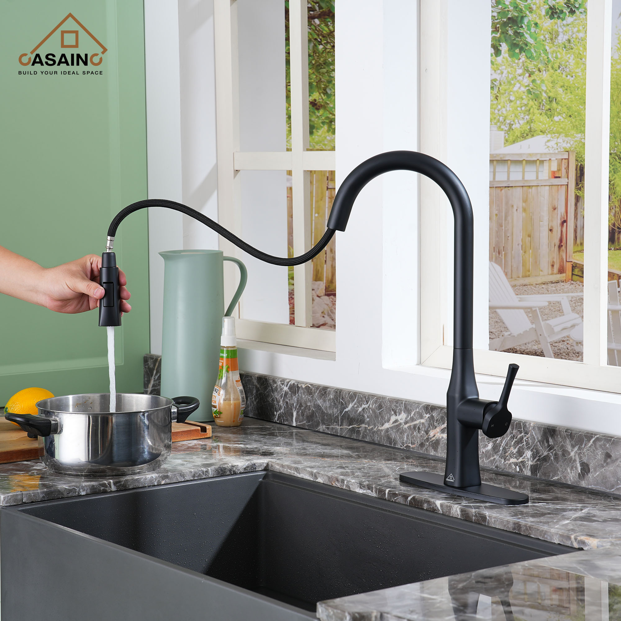 CASAINC Single-Handle Kitchen Faucet with  Pull-Down Sprayer