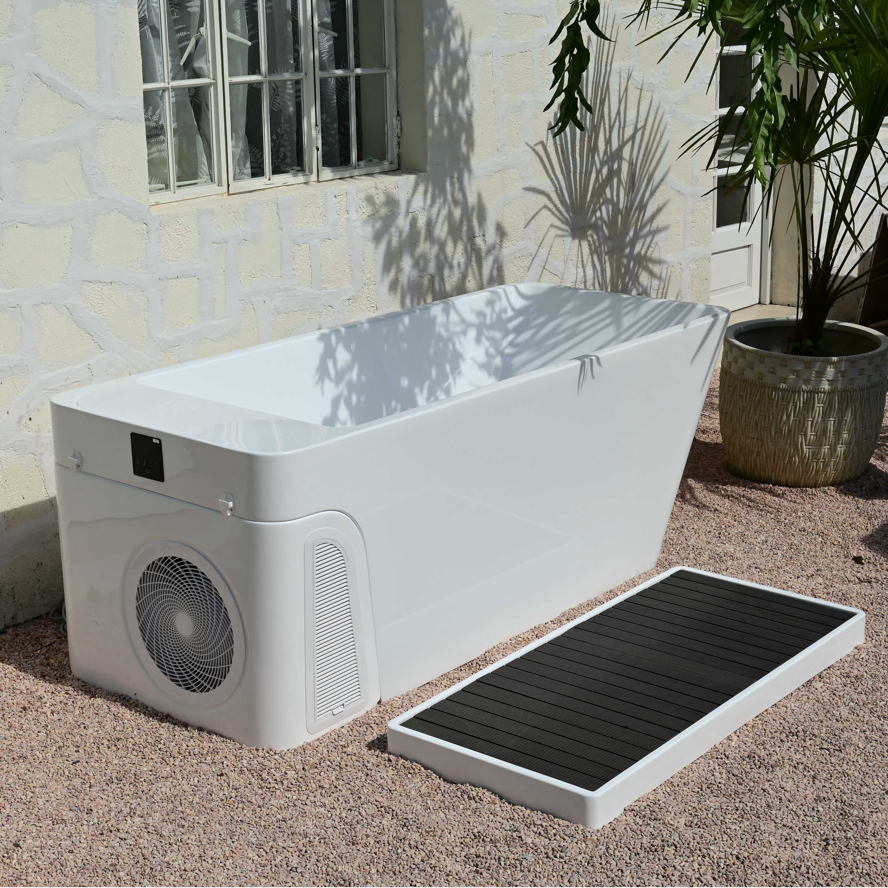 77" All-in-One Cold Plunge Tub with Built-In Chiller/Heater and Insulated Cover