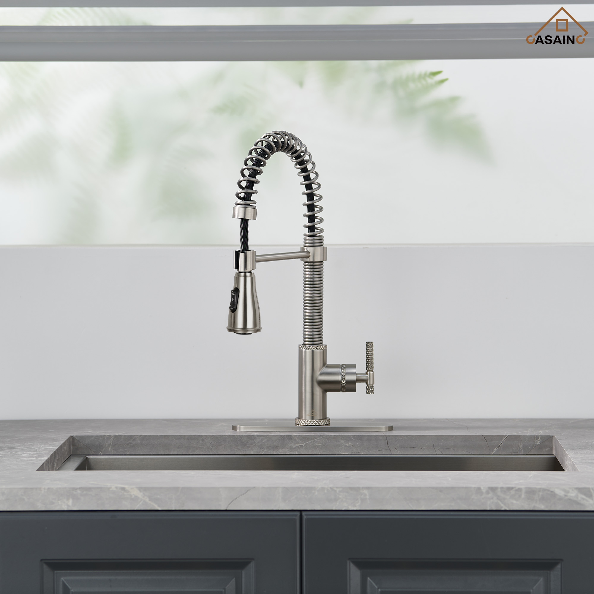 Pull-Down Sprayer Single Handle Kitchen Faucet 360° Swivel, Three Functions for Effortless Cooking and Cleaning