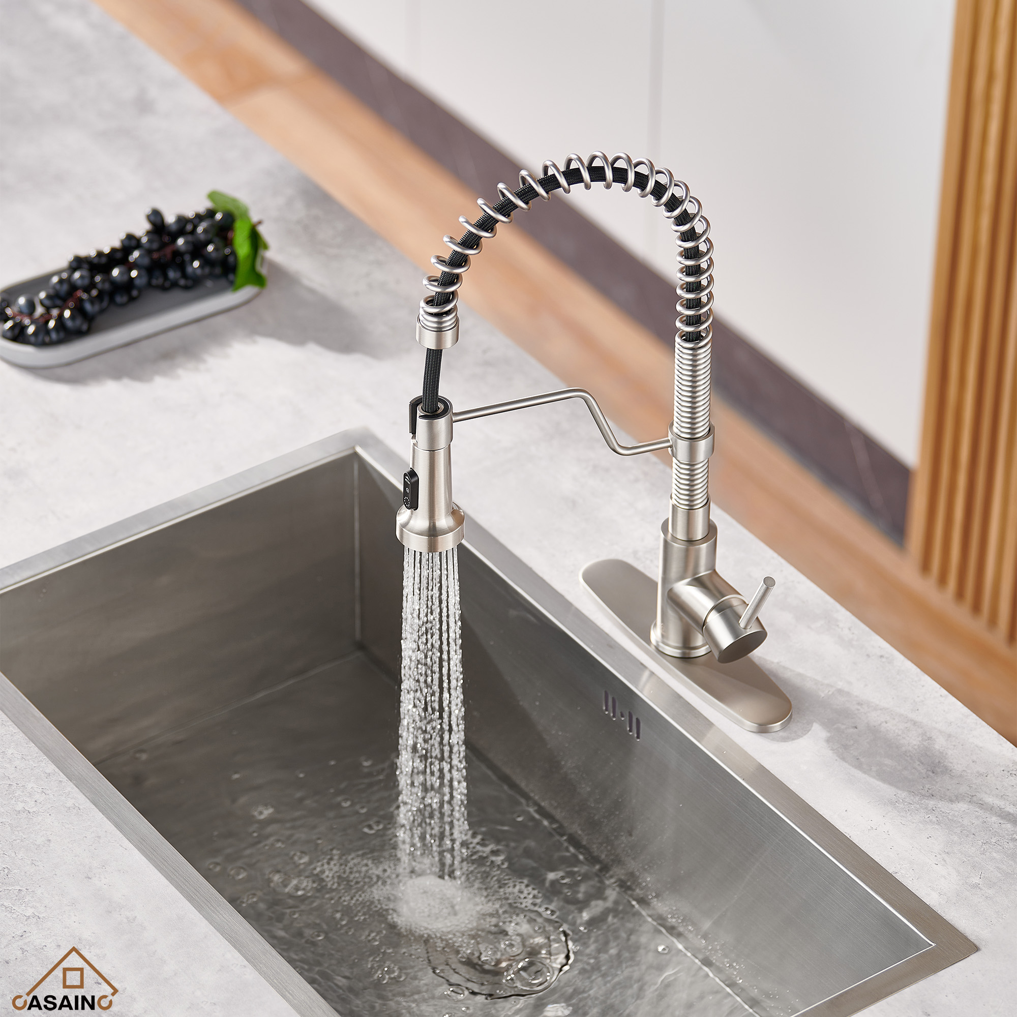Modern Kitchen Faucet with Pull-Down Sprayer, 360° Swivel, Three Functions for Effortless Cooking and Cleaning