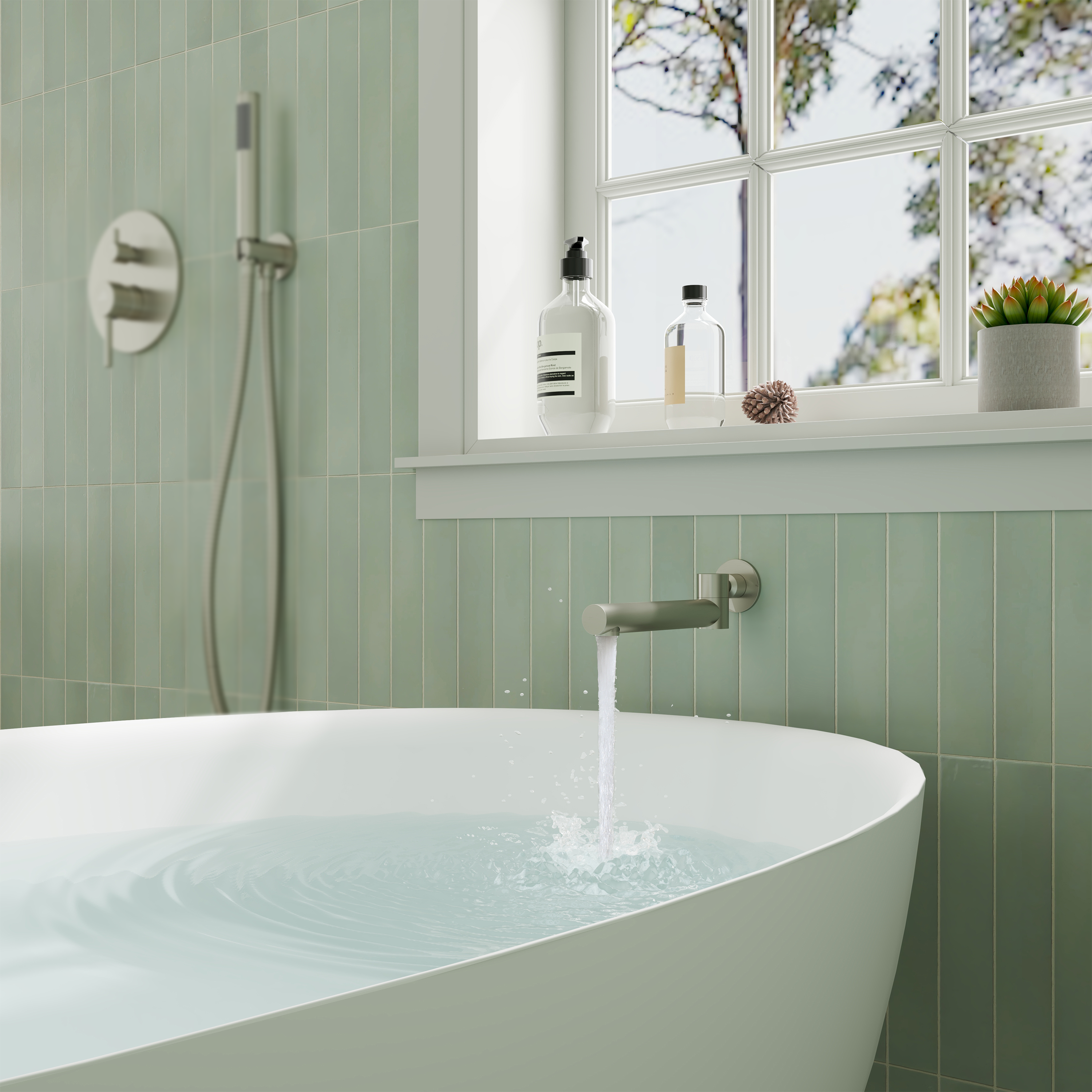 Round Brass Tub Spout with 180° Swing Outlet and Decoration Cover