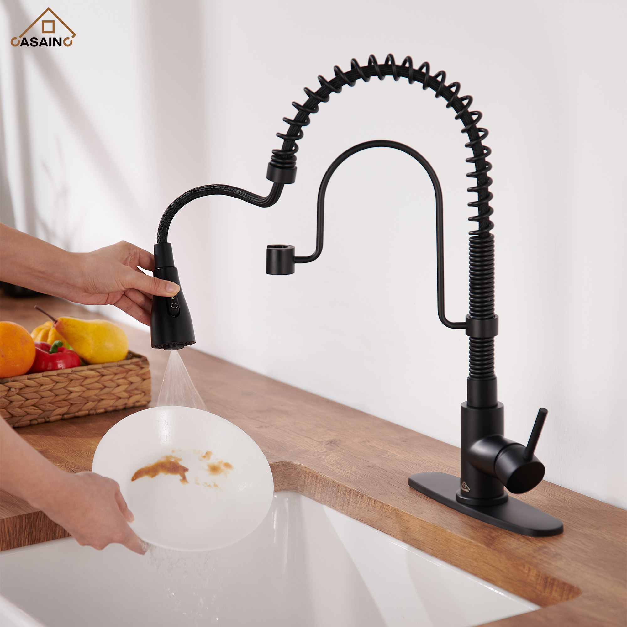 Single Handle Commercial Style Pull-Down Kitchen Faucet