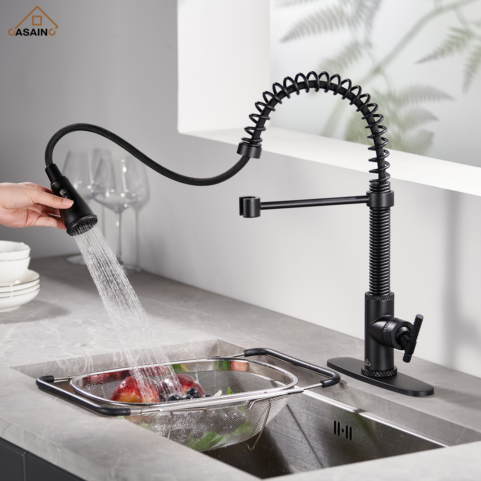 Pull-Down Sprayer Single Handle Kitchen Faucet 360° Swivel, Three Functions for Effortless Cooking and Cleaning