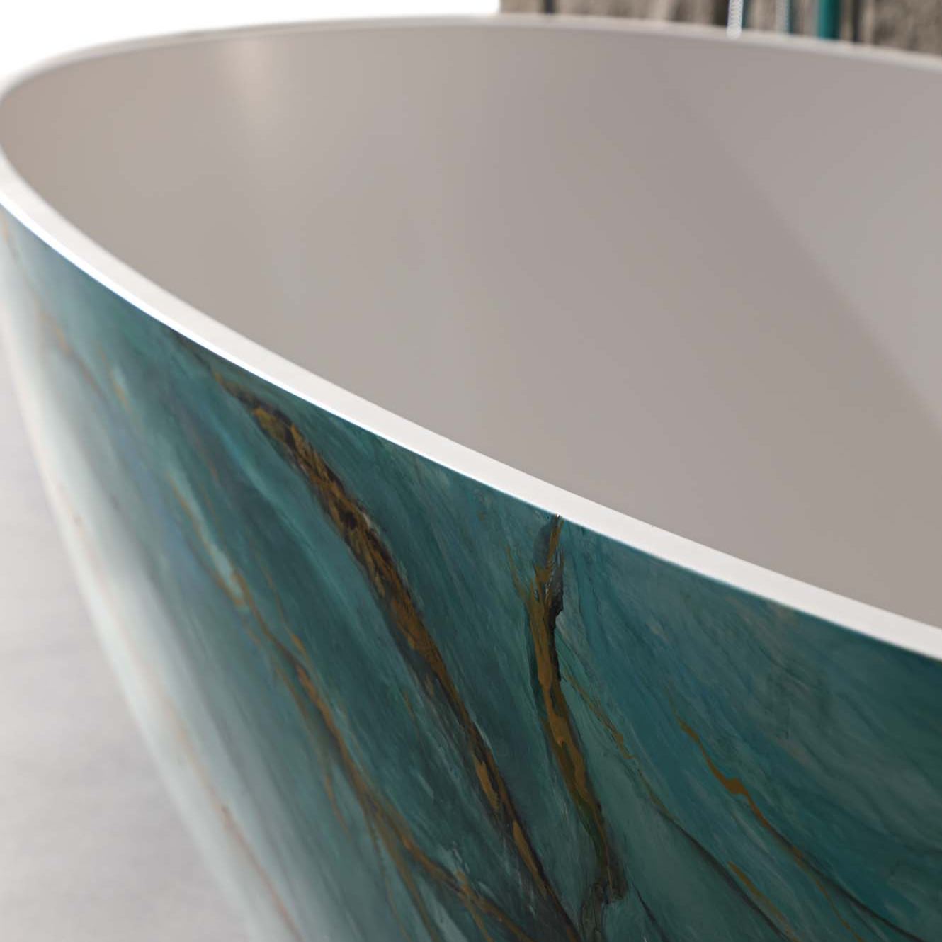 65” Freestanding Oval Solid Surface Soaking Bathtub in Emerald-Green with Center Drain & Overflow