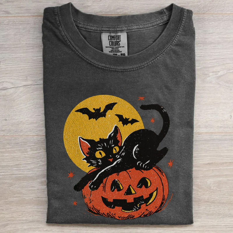 Vintage Black Cat T-Shirt