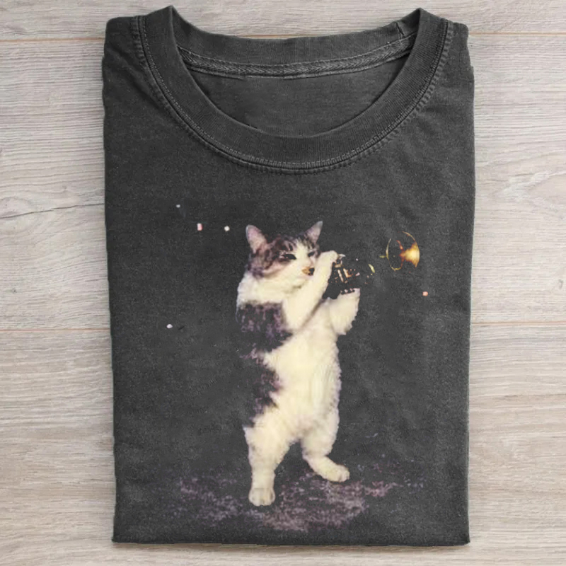 Trumpet Cat Vintage Graphic T-shirt