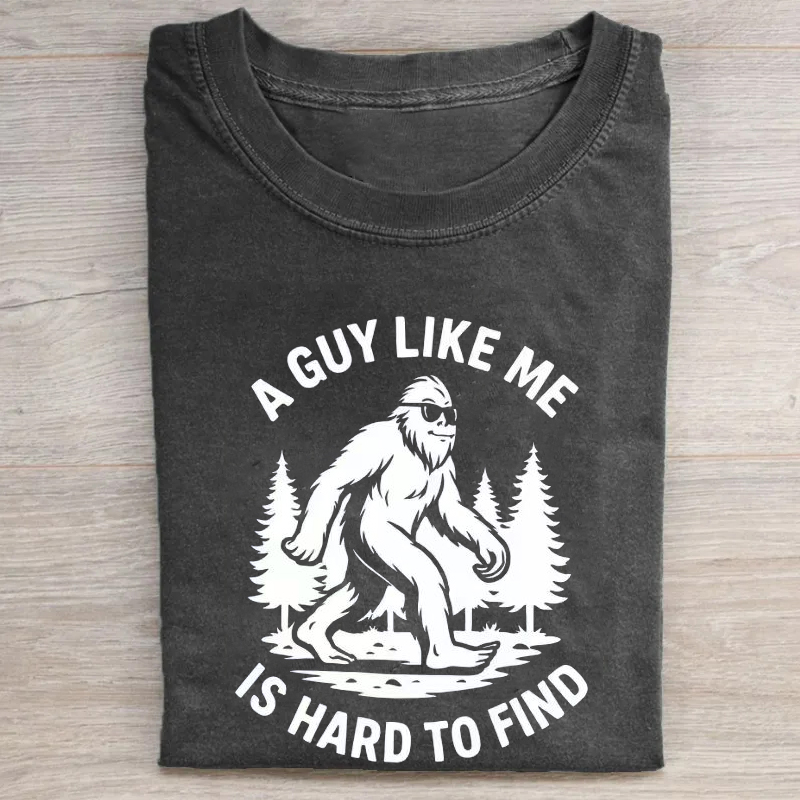 Funny Retro A Guy Like Me Is Hard To Find T-shirt
