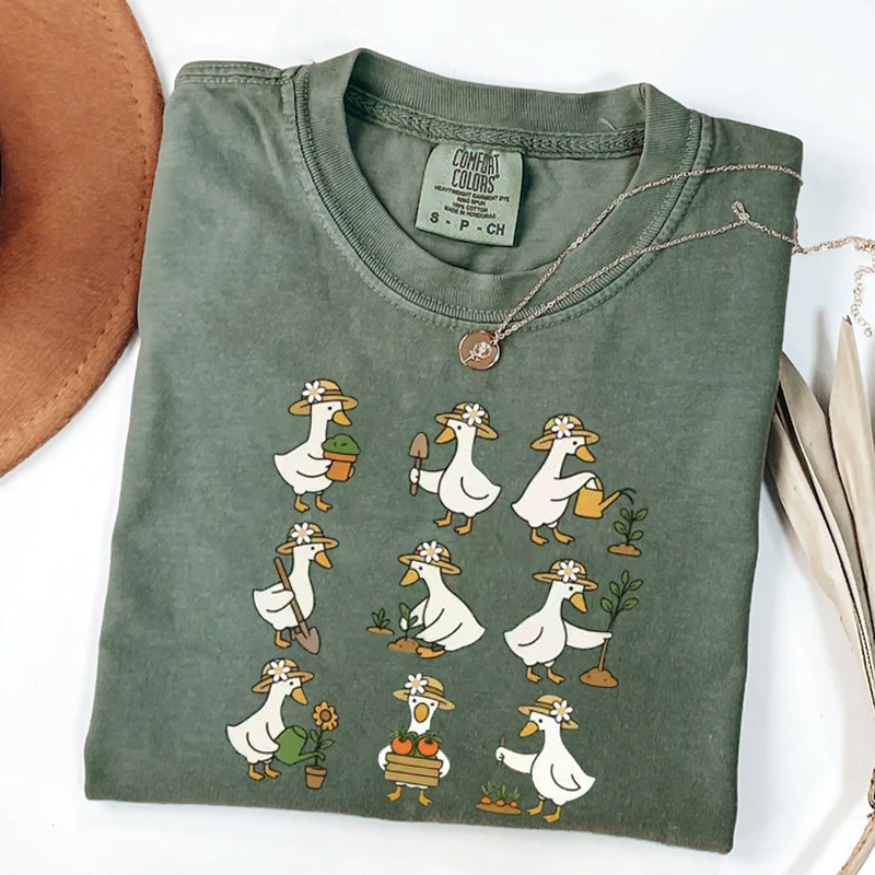 Cute Goose Gardening T-shirt