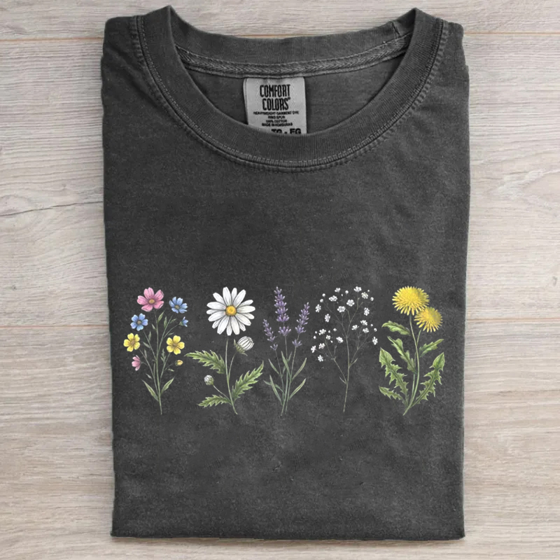 90s Minimalist Flowers T-shirt