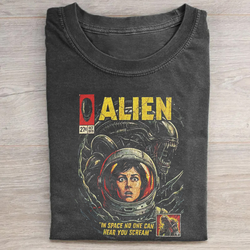 Vintage Alien Movie 1979 Comic T-shirt