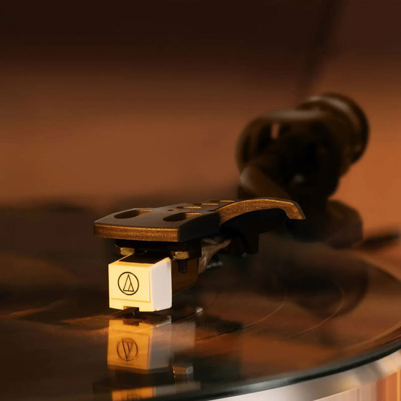 Modern Bluetooth Record Player & Turntable Stand Bundle R517