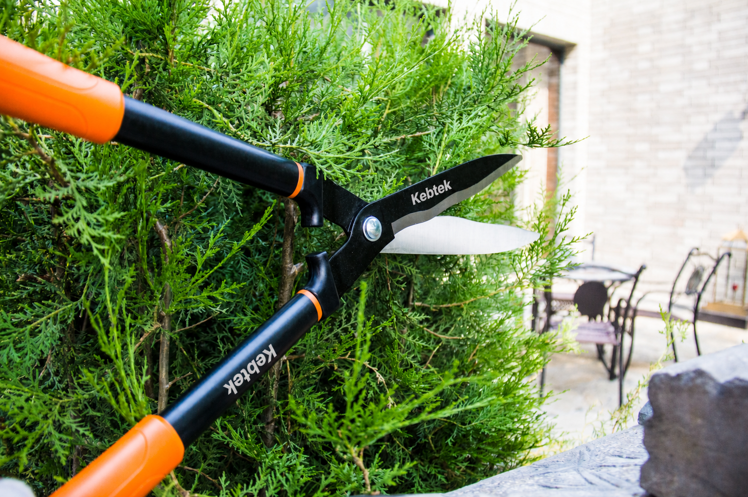 Kebtek 24.5Inch/620MM Heavy Duty Hedge Shears with Angled Shock-Absorbing Handle- KT2230-B