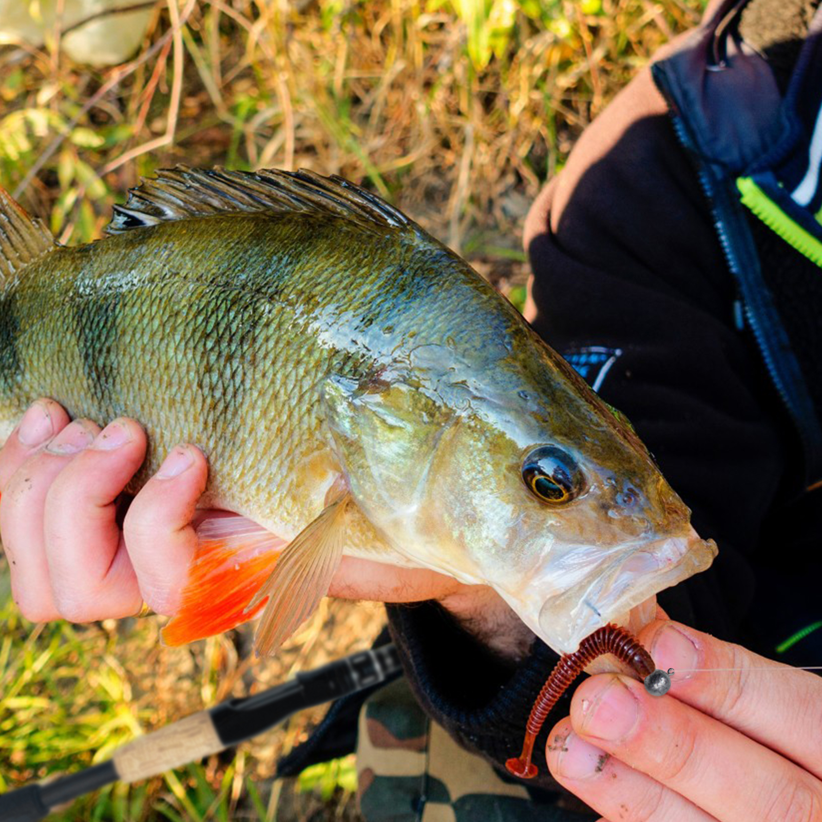 FREE FISHER Fishing Rod Reel Combo 2.1m Carbon Fiber Rod with Fishing Bag Hard Lure Soft Baits Hooks Spinning Reels for Saltwater/Freshwater（Pack of 65)