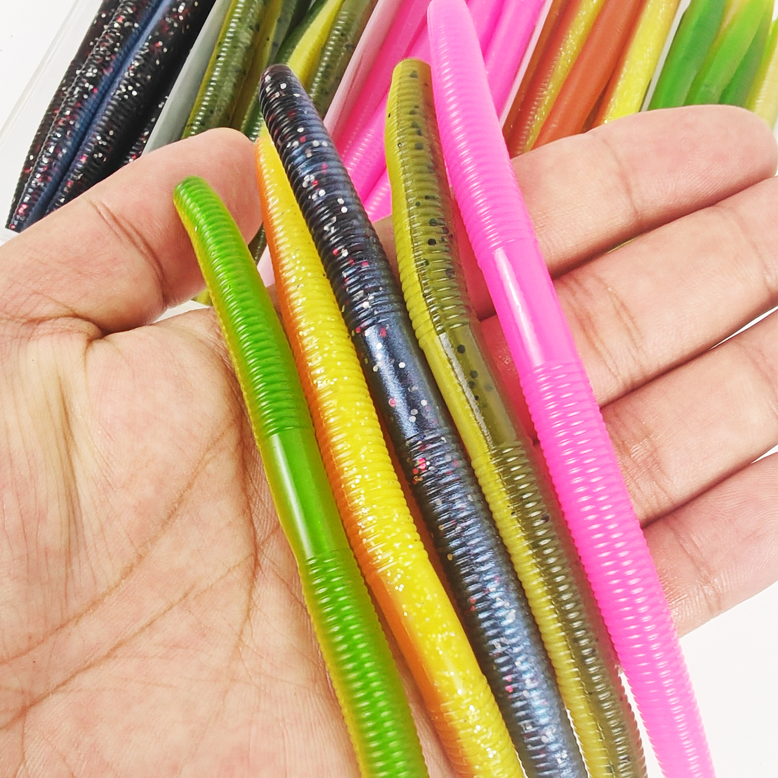 FREE FISHER Wacky Worms Lures Kit,50pcs/Box Soft Stick Baits,14cm 8g Fishing Soft Grub Lures,Swimbaits for Freshwater Saltwater 