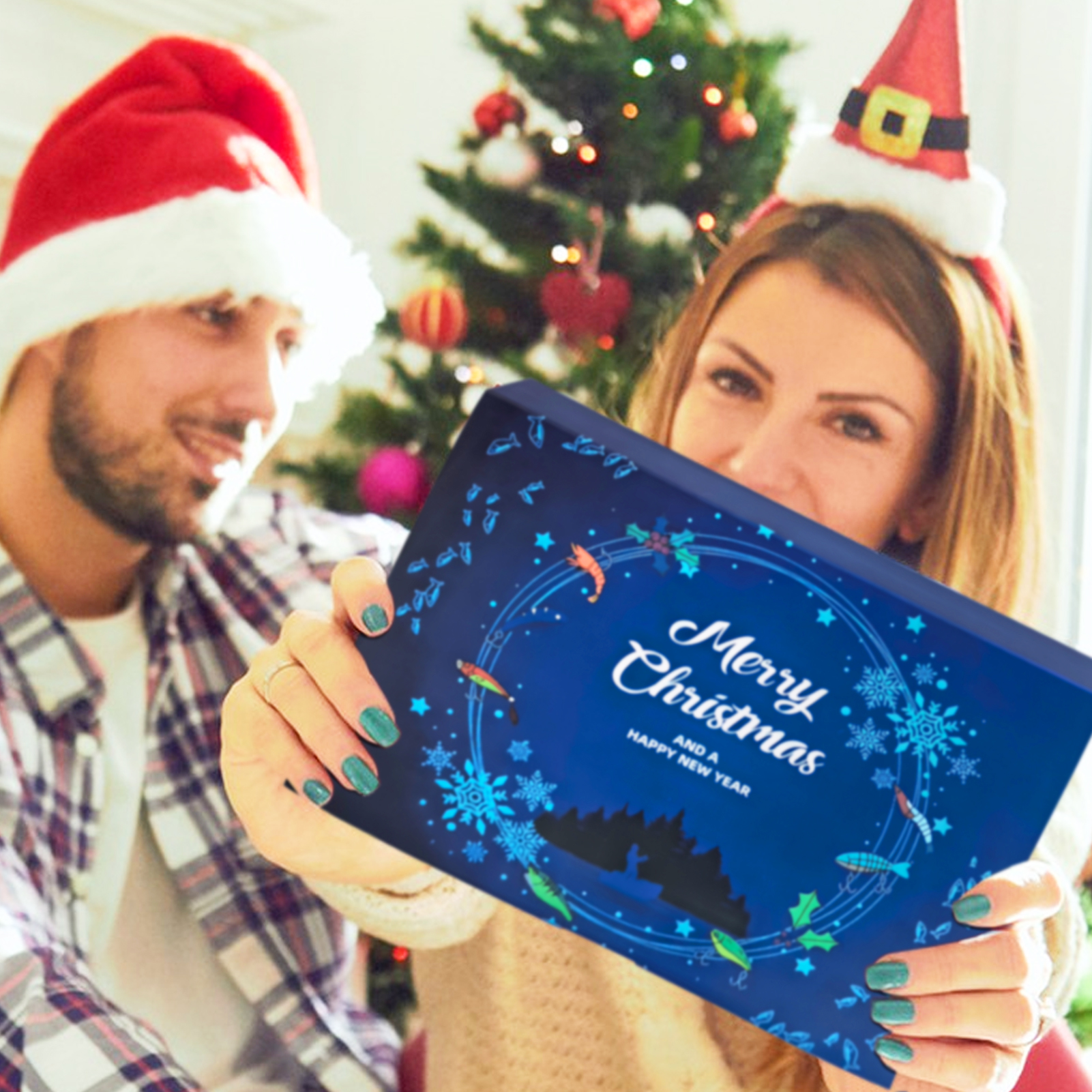 FREE FISHER 24pcs/Lot Xmas Mixed Fishing Lures Kit,Popper Minnow Crankbaits,Metal Spoons,Soft Shrimps Frog,Sinking VIB Lures Box