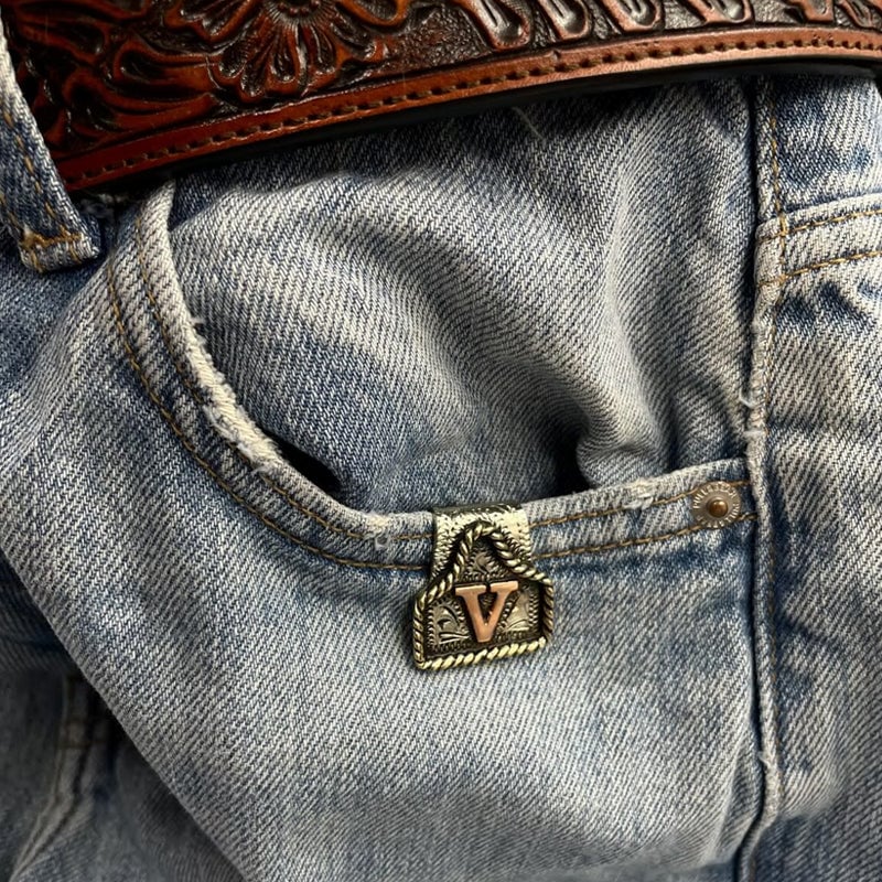 🔥2026 HOT SALE 49% OFF💥Handmade Cow Tag Belt  Key Holder with Custom Initial.