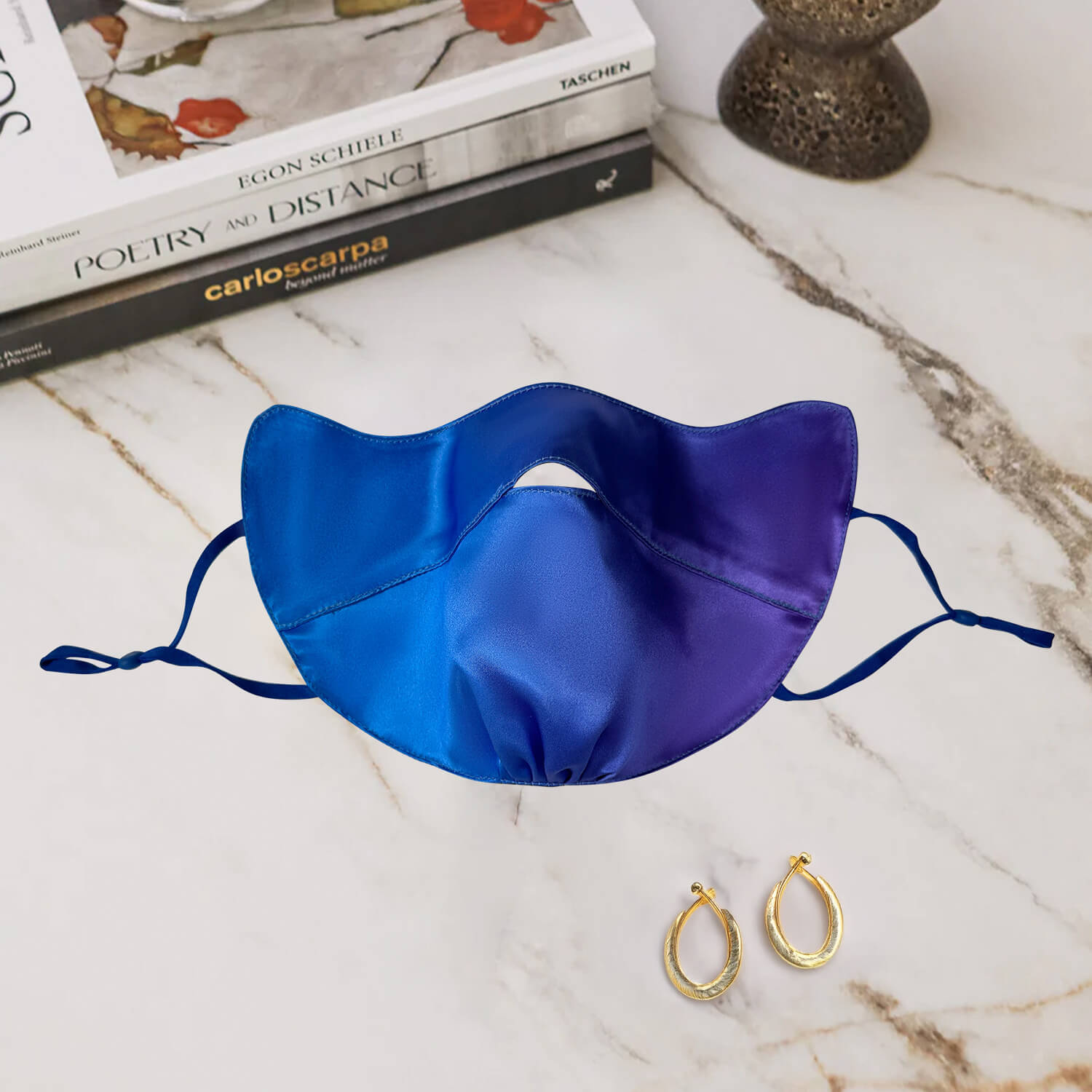 Sonnenschutzmaske aus Seide 22Momme – Mit Raffungen am Kinn