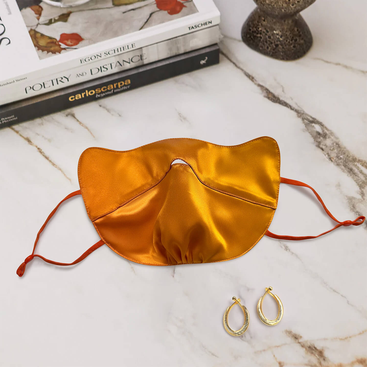 Sonnenschutzmaske aus Seide 22Momme – Mit Raffungen am Kinn