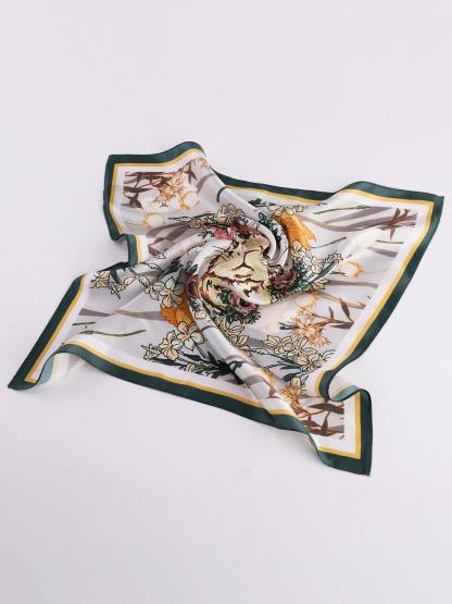 12Momme Seiden-Halstuch – Leicht, Hautfreundlich & Elegant