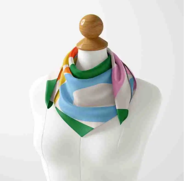 Maßgeschneiderter Seidenschal aus 100% Maulbeerseide, 12MM, maschinell gerollt, fabrikgefertigter Seidenschal für Frauen