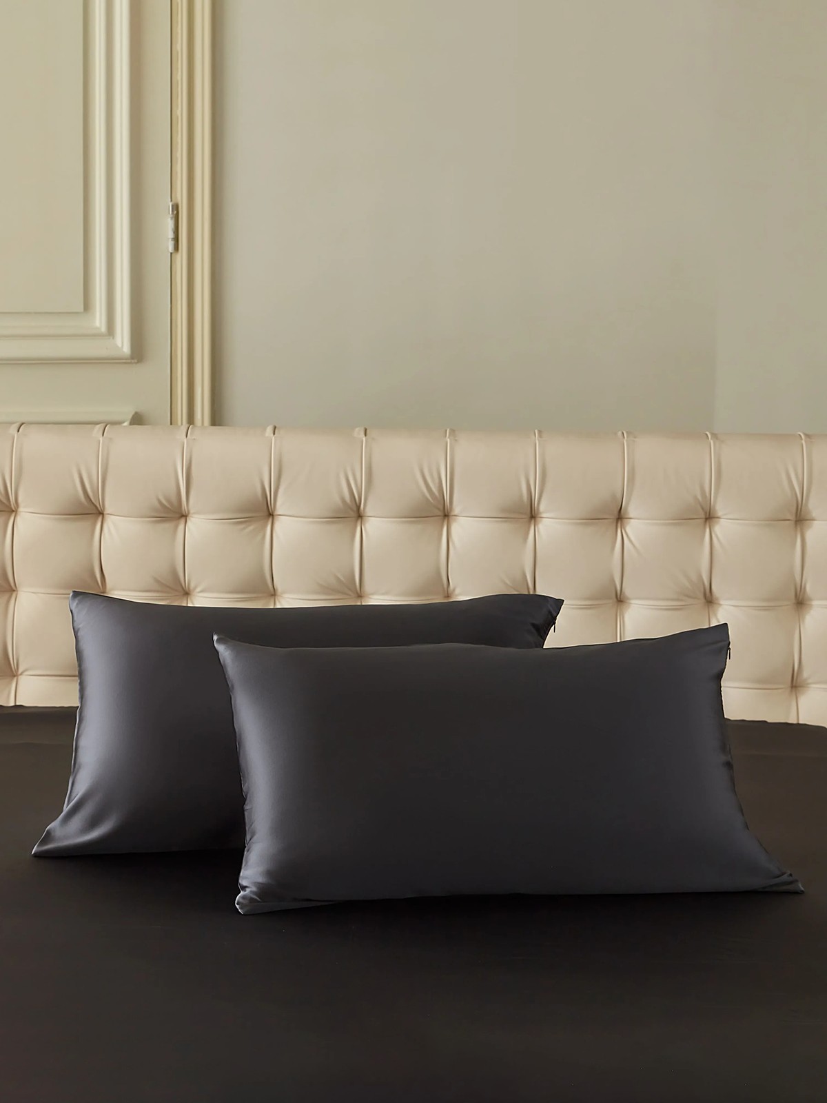 19 Momme 4-teiliges Seiden-Bettwäsche-Set (1 Bettbezug + 1 Spannbettlaken + 2 Kissenbezüge)