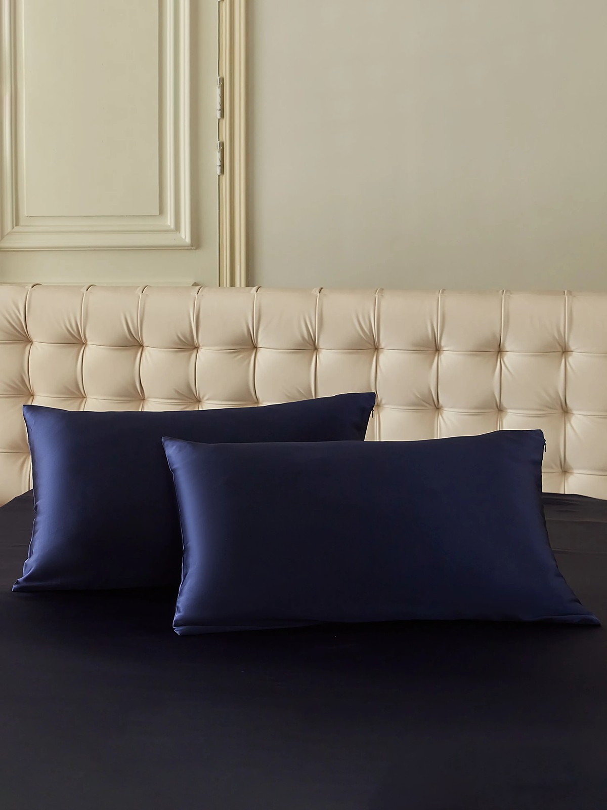 19 Momme 4-teiliges Seiden-Bettwäsche-Set (1 Bettbezug + 1 Spannbettlaken + 2 Kissenbezüge)