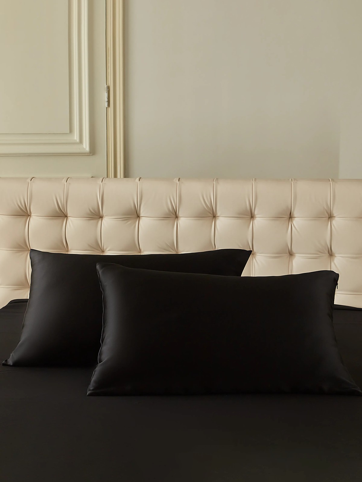 19 Momme 4-teiliges Seiden-Bettwäsche-Set (1 Bettbezug + 1 Spannbettlaken + 2 Kissenbezüge)