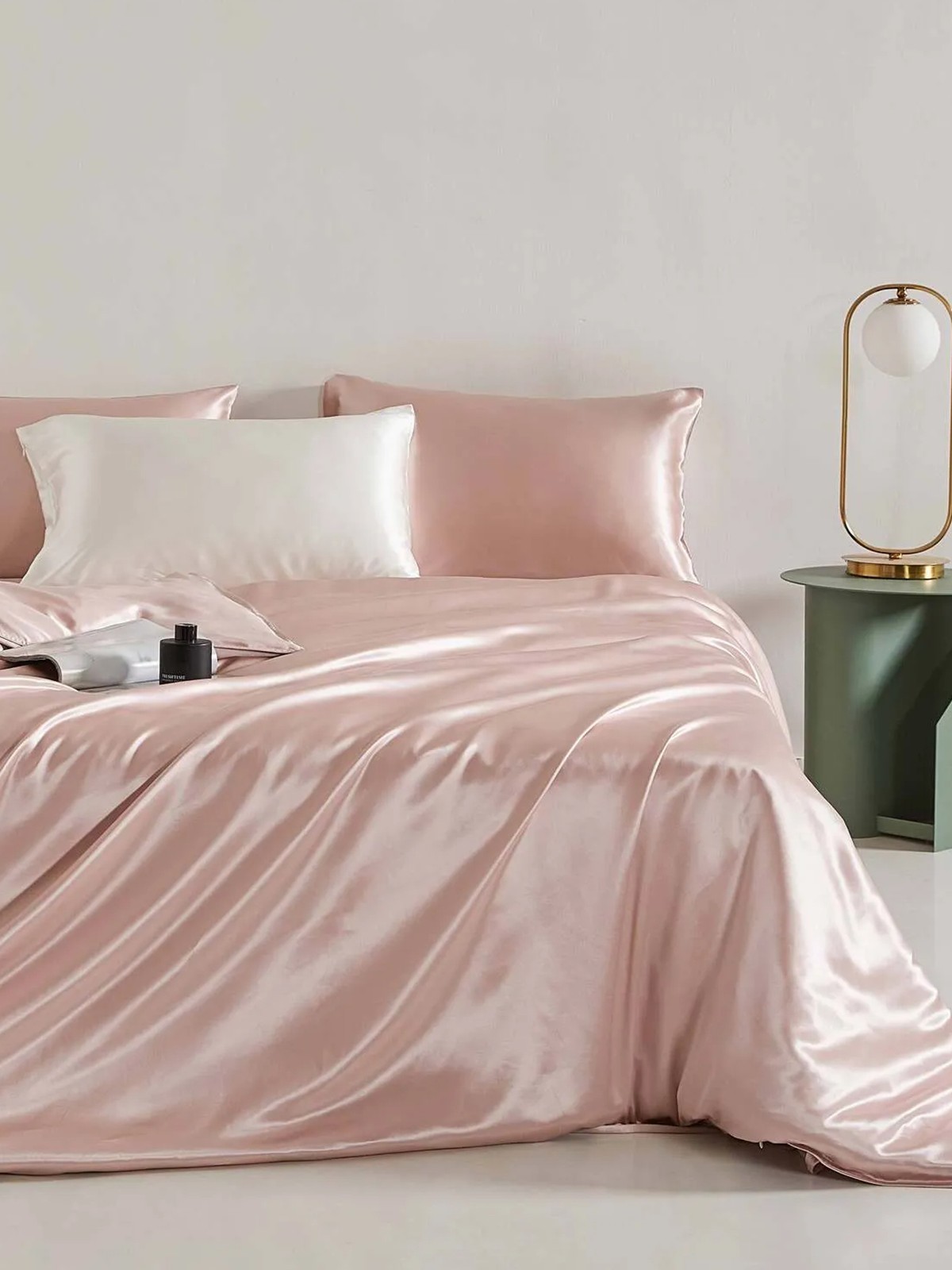 Parure de lit en soie 4 pièces 22 mommes (1 drap-housse + 1 housse de couette + 2 taies d'oreiller)