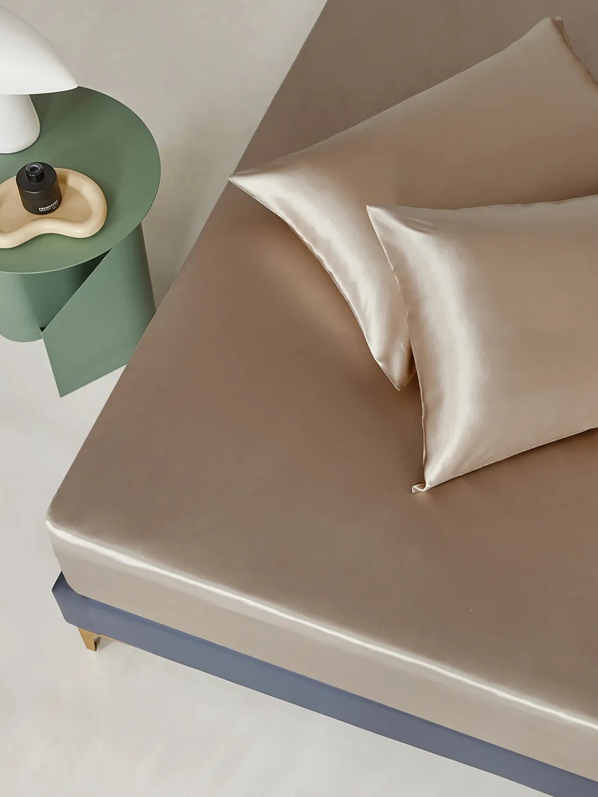 Parure de lit en soie 4 pièces 22 mommes (1 drap-housse + 1 housse de couette + 2 taies d'oreiller)