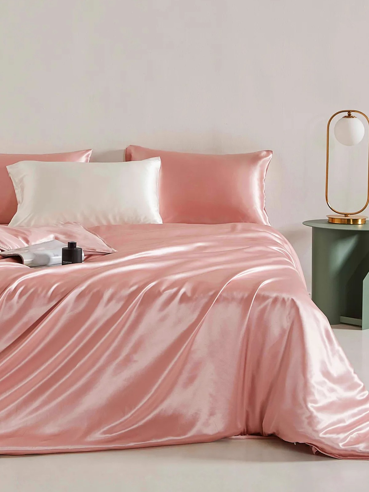 Parure de lit en soie 4 pièces 22 mommes (1 drap-housse + 1 housse de couette + 2 taies d'oreiller)