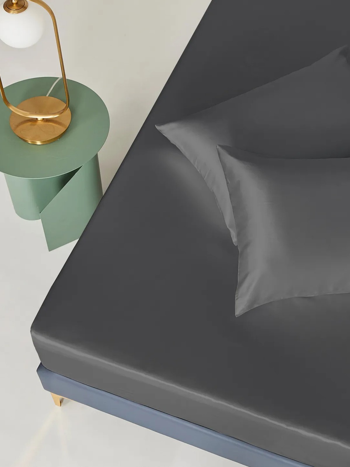 Parure de lit en soie 4 pièces 22 mommes (1 drap-housse + 1 housse de couette + 2 taies d'oreiller)