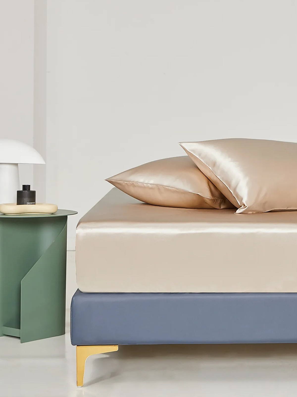 Parure de lit en soie 4 pièces 22 mommes (1 drap-housse + 1 housse de couette + 2 taies d'oreiller)