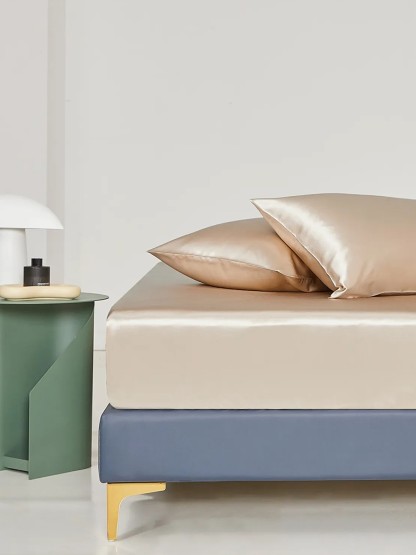 Parure de lit en soie 4 pièces 22 mommes (1 drap-housse + 1 housse de couette + 2 taies d'oreiller)