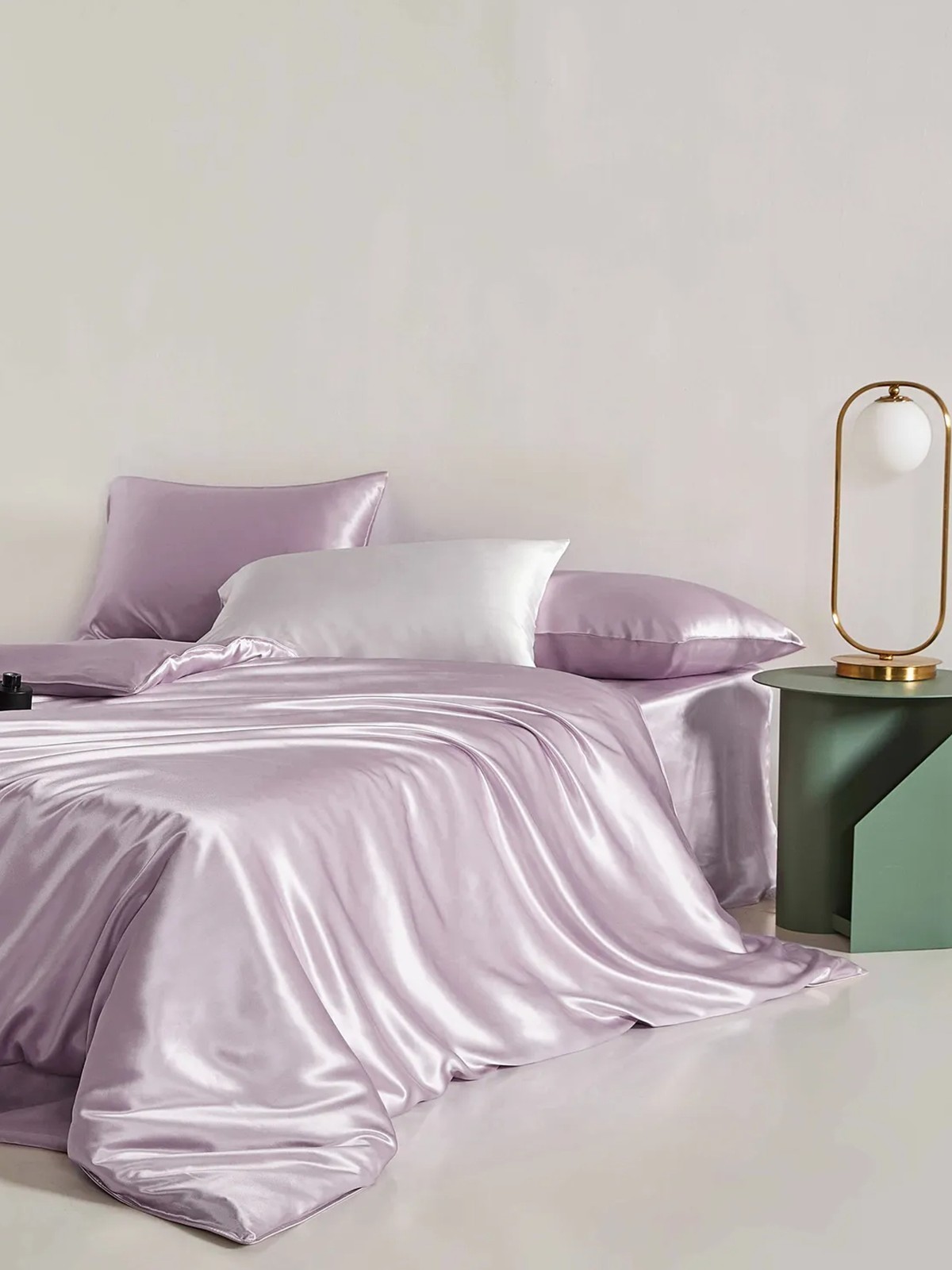 Parure de lit en soie 4 pièces 22 mommes (1 drap-housse + 1 housse de couette + 2 taies d'oreiller)