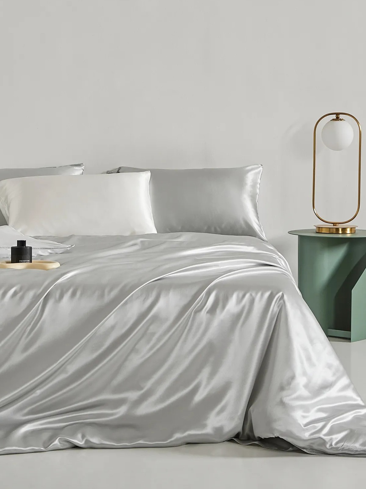 Parure de lit en soie 4 pièces 22 mommes (1 drap-housse + 1 housse de couette + 2 taies d'oreiller)