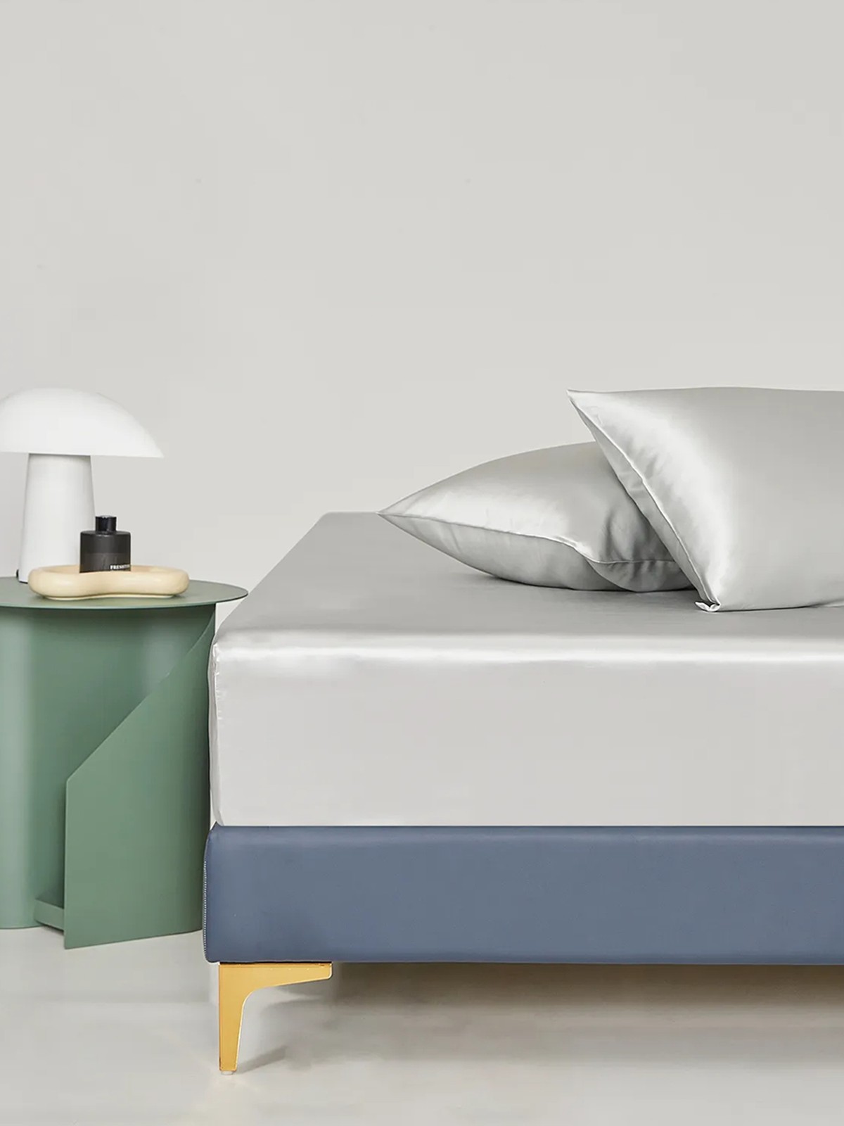 Parure de lit en soie 4 pièces 22 mommes (1 drap-housse + 1 housse de couette + 2 taies d'oreiller)