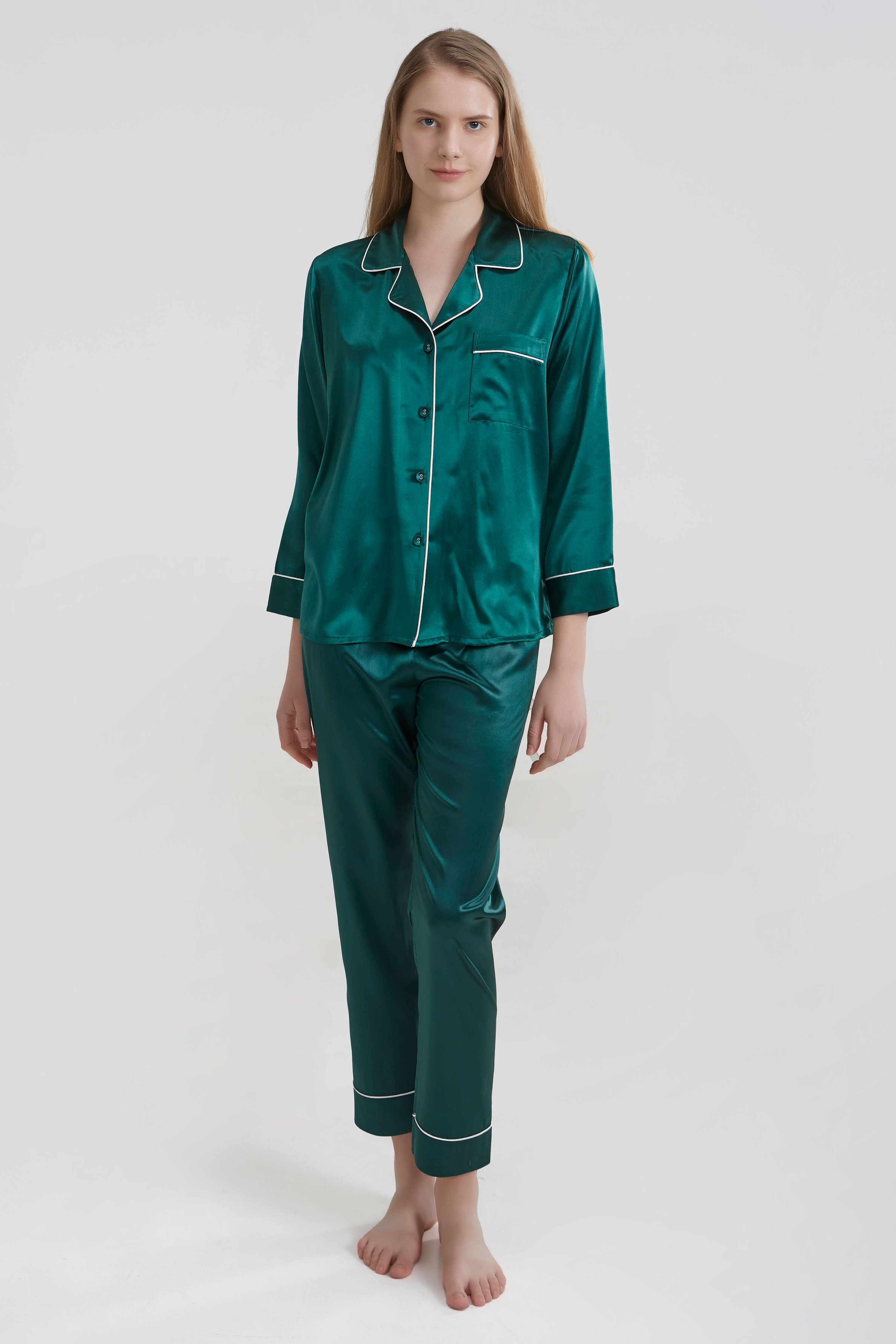 19 Pyjama chemise en soie de Momme