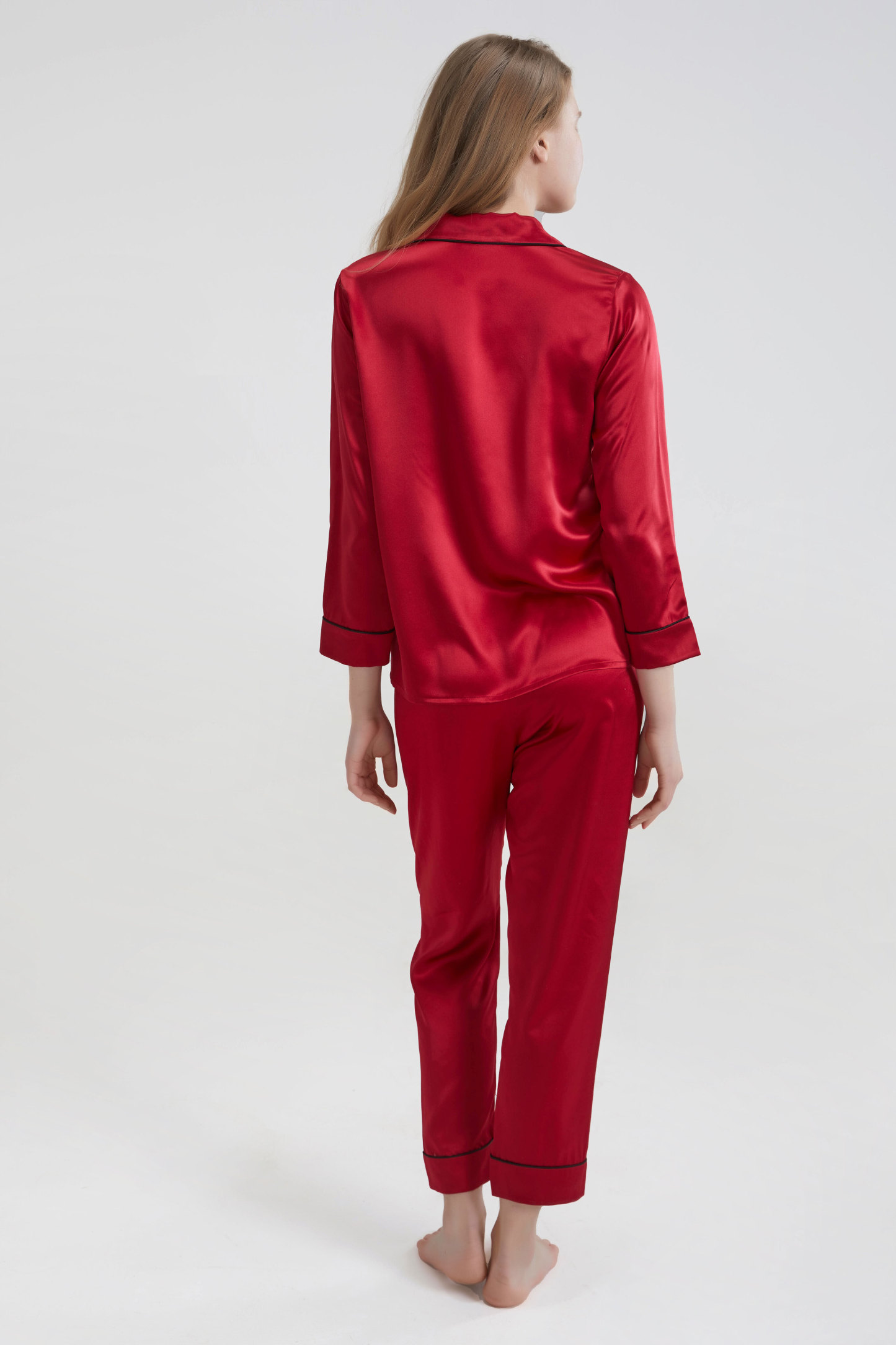 19 Pyjama chemise en soie de Momme