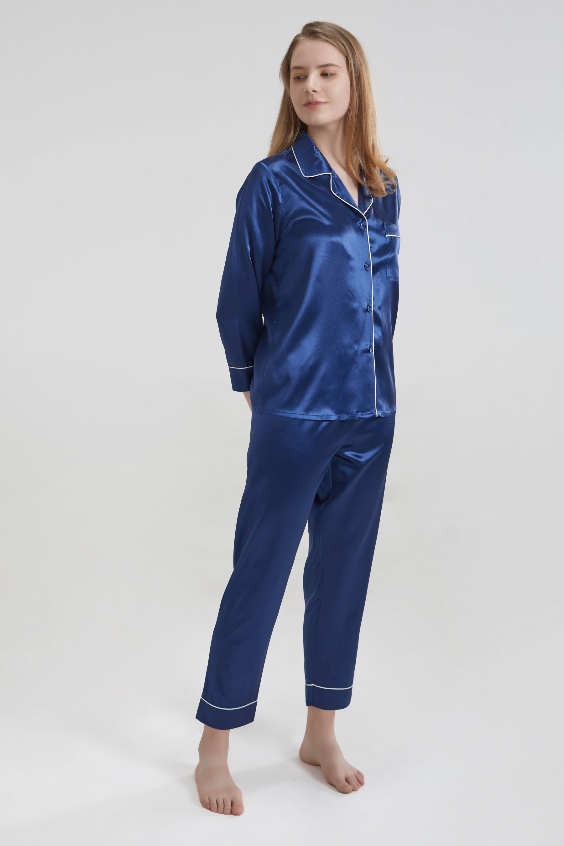 19 Pyjama chemise en soie de Momme