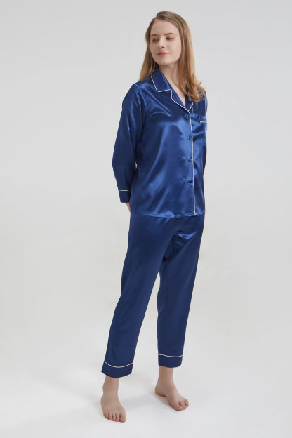 19 Pyjama chemise en soie de Momme